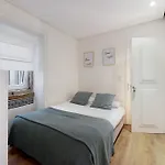 Com Vista Rio * Lisbon