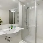 Com Vista Rio Apartment Lisbon